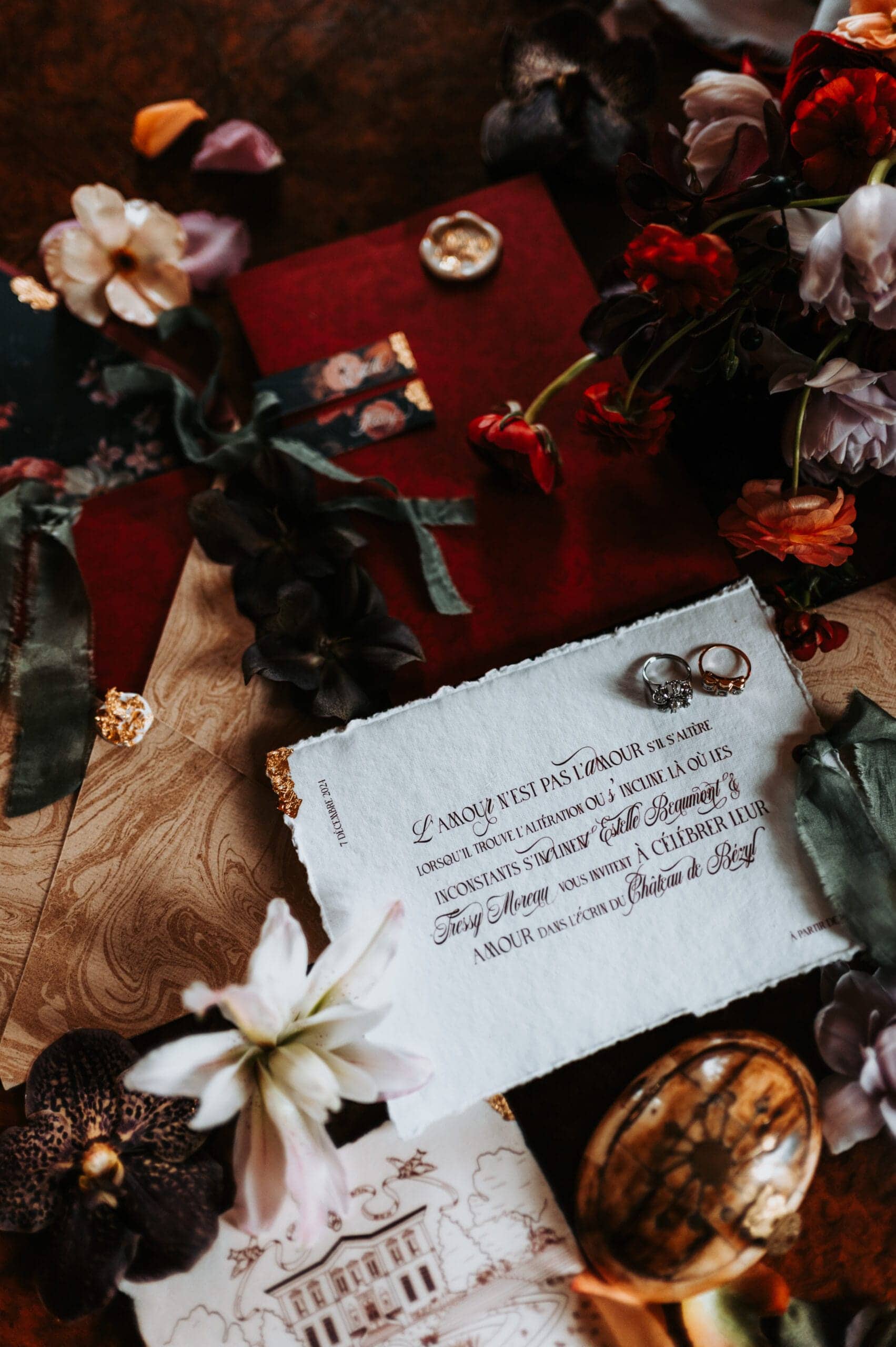 Wedding inspiration hiver - wedding invitation faire-part mariage faire part wax seal cire a cachet vows calligraphy calligraphie chateau château Bézyl Bezyl Provence Pornic Loire Atlantique La Baule Nantes Saint-Nazaire Paris France photographer photographe Mathilde Bedoyere